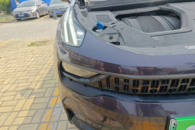 Used Lynk & Co 05 EM-P 2021 1.5TD PHEV HALO Right Front Headlight