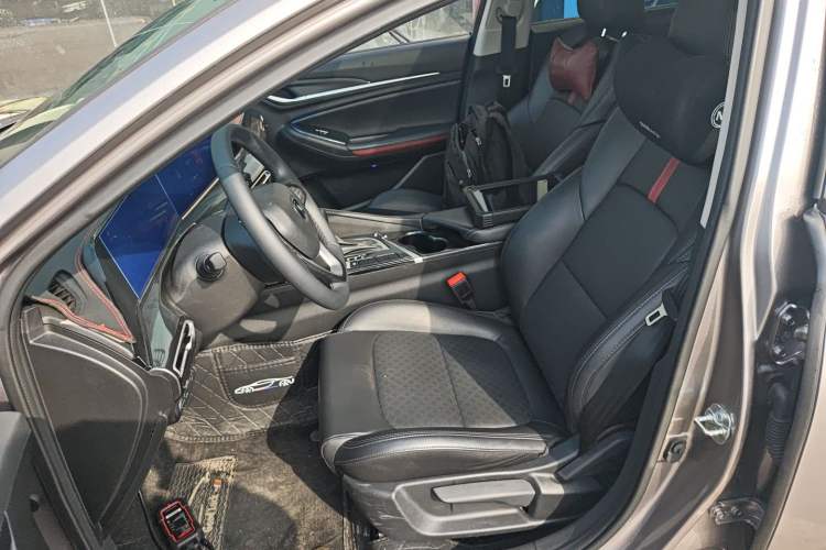 Used CHANGAN Eado 2020 PLUS 1.6L GDI Automatic Luxury Model
