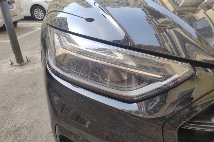 Used Audi Q5L 2024 40 TFSI Luxury Dynamic Edition Right Front Headlight