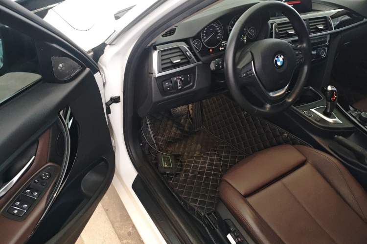Used BMW 3 Series 2018 320Li Fashion Model
