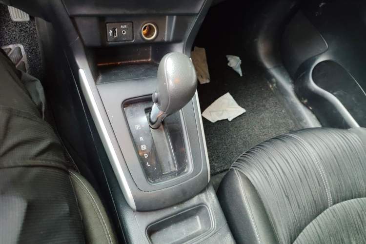 Used Nissan Sylphy 2019 Classic 1.6XE CVT Comfort Edition Gear Lever
