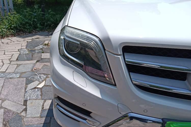 Used Mercedes-Benz GLK-Class 2015 GLK 300 4MATIC Fashion Edition Ultimate Version Right Front Headlight