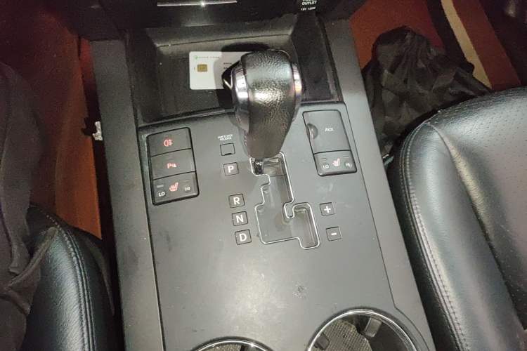 Used Kia Borrego 2015 3.8L Luxury Edition China IV
