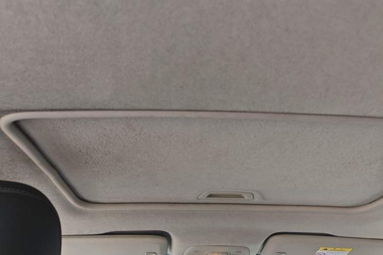 Used Chevrolet Cavalier 2019 320 Automatic Xinyue Edition Headliner