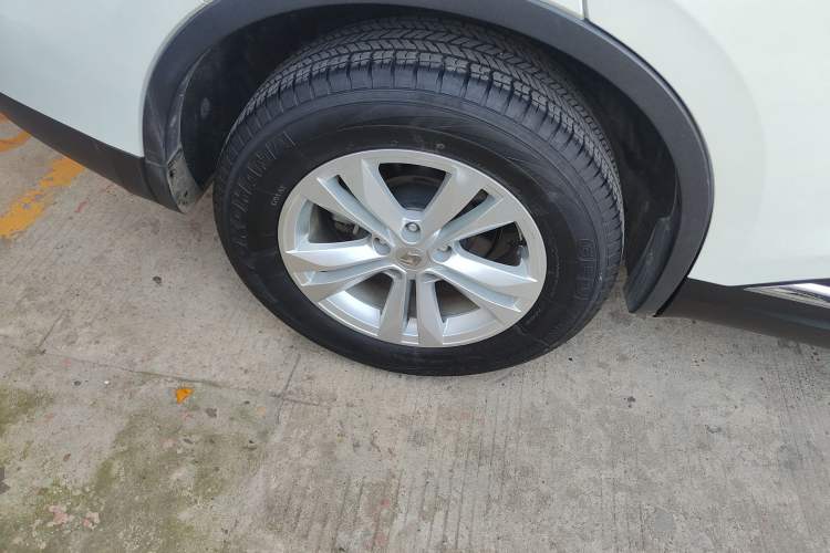 Used Renault Koleos 2017 2.0L Two-Wheel-Drive Leading Edition