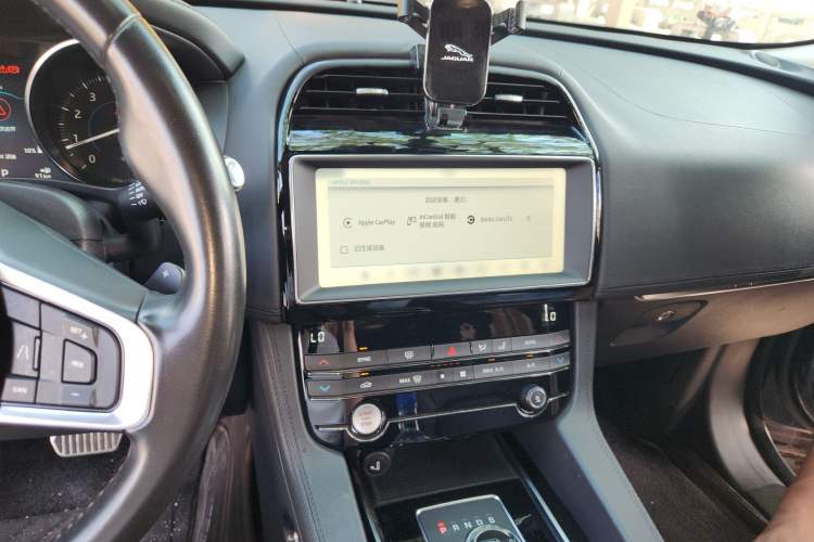 Used Jaguar F-PACE 2018 Restyled 2.0T All-Wheel-Drive R-Sport Sport Edition