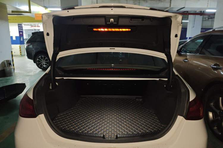 Used Mercedes-Benz C-Class 2023 C 200 L Sport Edition