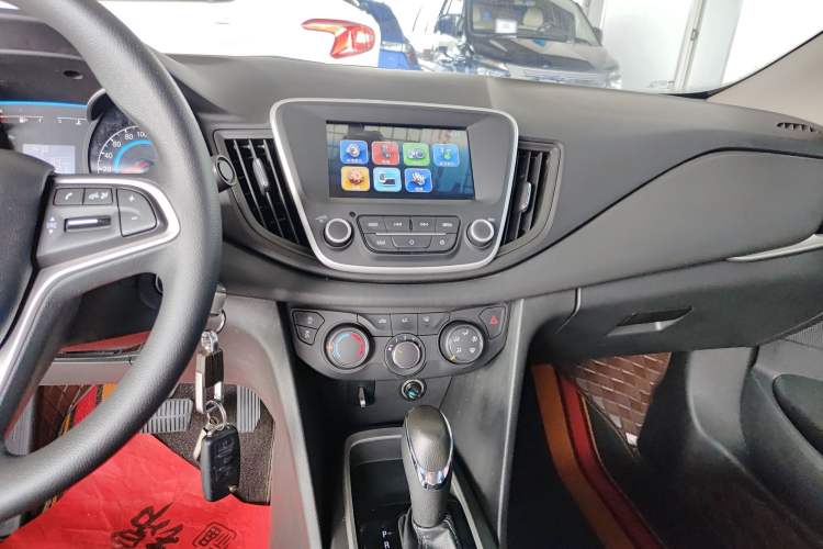 Used Chevrolet Cavalier 2016 1.5L Automatic Xinyue Edition Audio And AC Panel