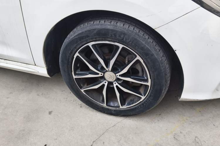 Used BYD Song MAX 2017 1.5T Manual Comfort 7-Seater
