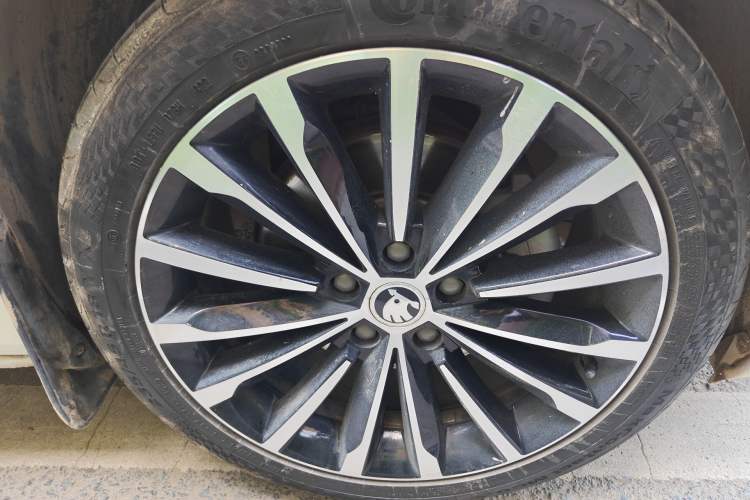 Used Skoda Superb 2016 TSI330 DSG Innovation Edition