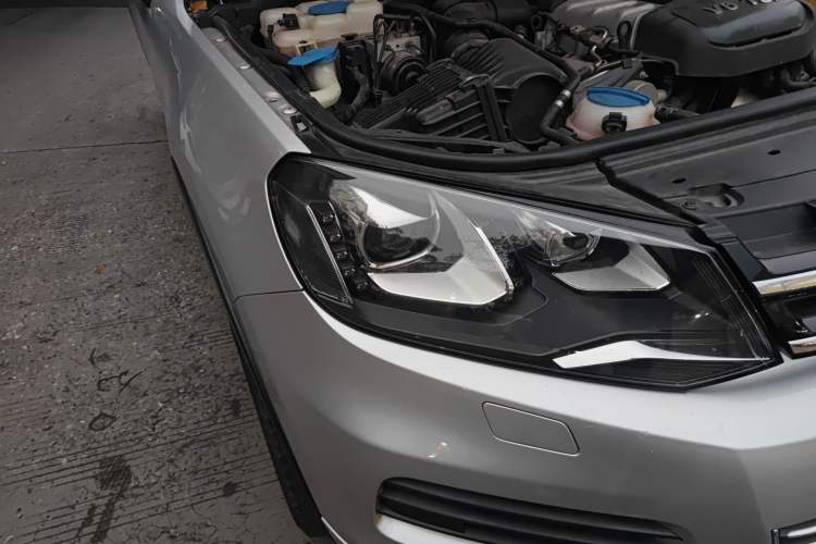 Used Volkswagen Touareg 2011 3.0 TSI Standard Version
