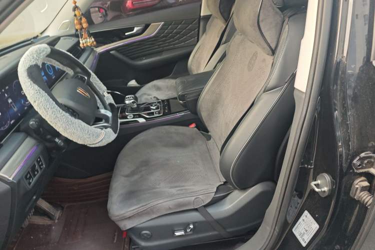 Used Hongqi HS5 2022 Revised Version 2.0T Smart Connect Flagship Edition
