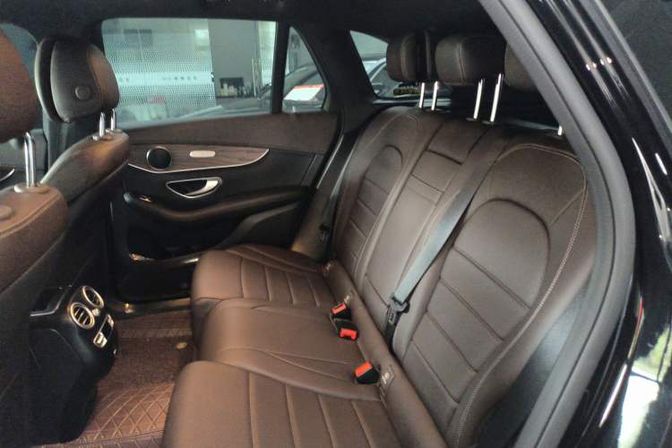 Used Mercedes-Benz GLC 2022 Refreshed GLC 300 L 4MATIC Dynamic Edition Prestige Version Left Rear Seat