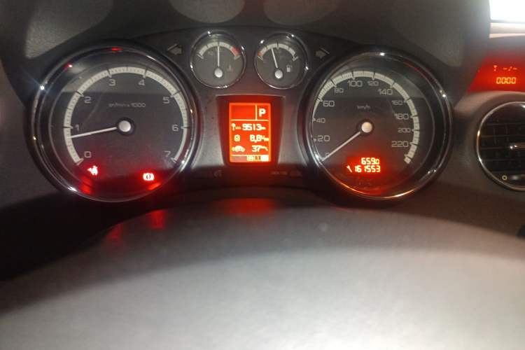 Used Peugeot 408 2011 2.0L Automatic Comfort Edition
