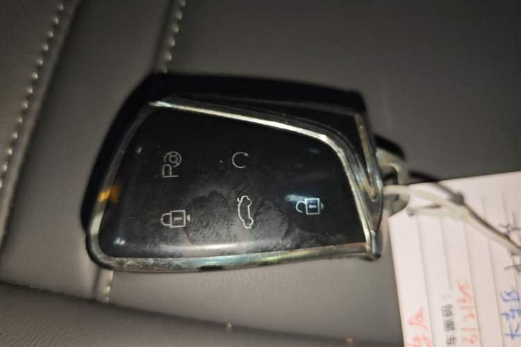 Used Dongfeng Aeolus Huge 2024 Mach Power 1.5T Luxury Model