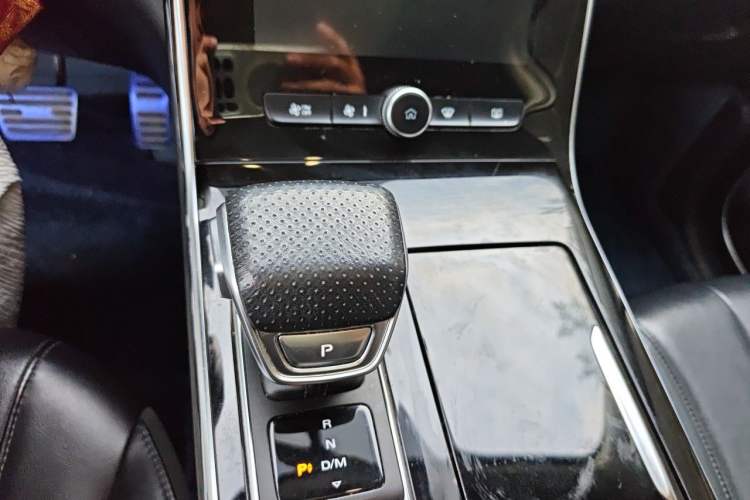 Used Roewe RX5 MAX 2019 300TGI Automatic 4G Connect Luxury Edition
