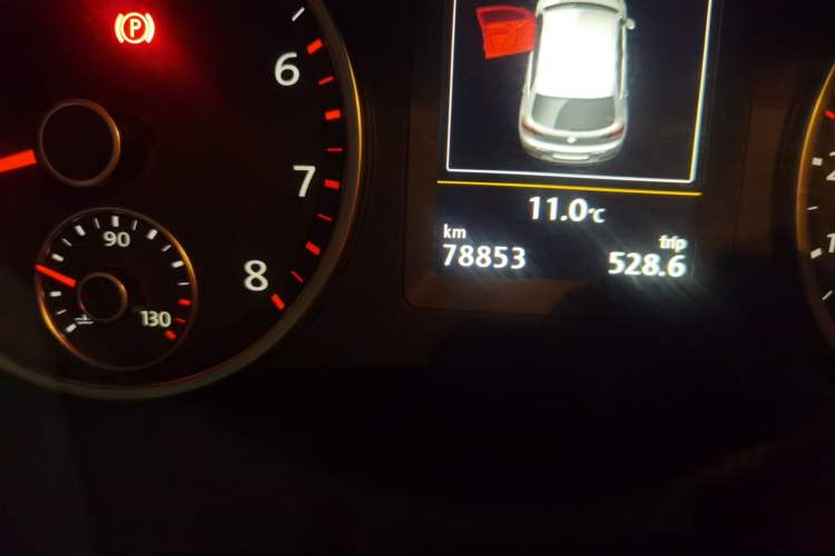 Used Volkswagen Tiguan 2016 300TSI Automatic Two-Wheel Drive Luxury Edition Odometer Close Up