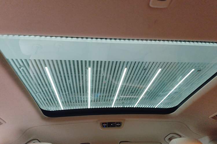 Used Mercedes-Benz V-Class 2020 V 260 L Long-wheelbase Luxury Edition