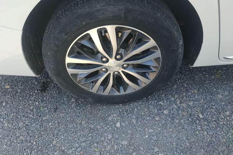 Used Buick GL8 2023 ES Lu Zun Comfort Model