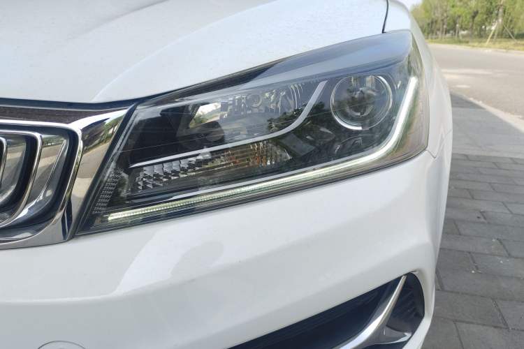 Used Geely Auto Emgrand 2019 Leading Edition 1.5L Manual Luxury Model China VI Standard Left Front Headlight