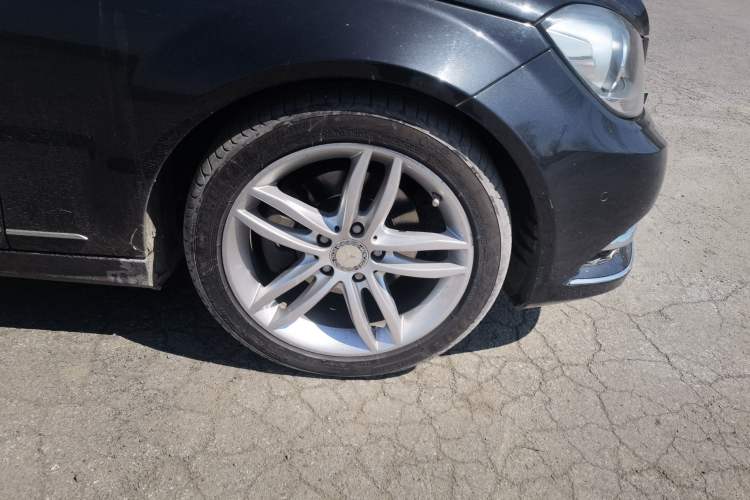 Used Mercedes-Benz C-Class 2013 C 260 CGI Fashion Model
