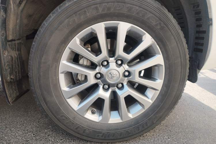 Used Toyota Prado 2018 3.5L Automatic TX-L with Rear-Mounted Spare Tire
