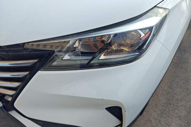 Used CHANGAN CS15 2019 1.5L Manual Entry-Level Version China VI Standard Left Front Headlight