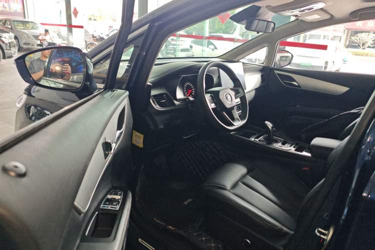 Used BYD Song MAX 2021 Upgraded Model 1.5T Automatic Flagship Version with 6 Seats Driver Seat