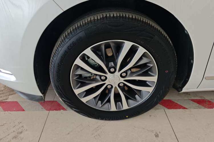 Used Buick GL8 2021 ES Landtrek 653T Comfort Edition
