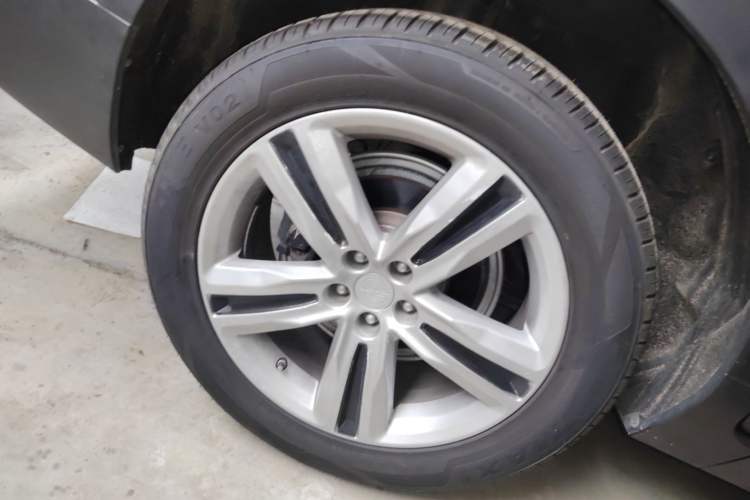 Used Zotye T800 2018 2.0T Automatic Luxury Connected 7-Seater