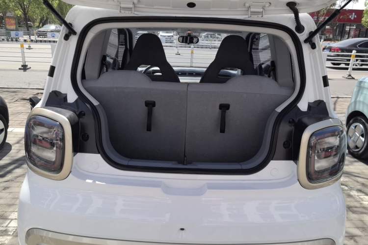 Used Bestune Pony 2025 222km Lightning Horse