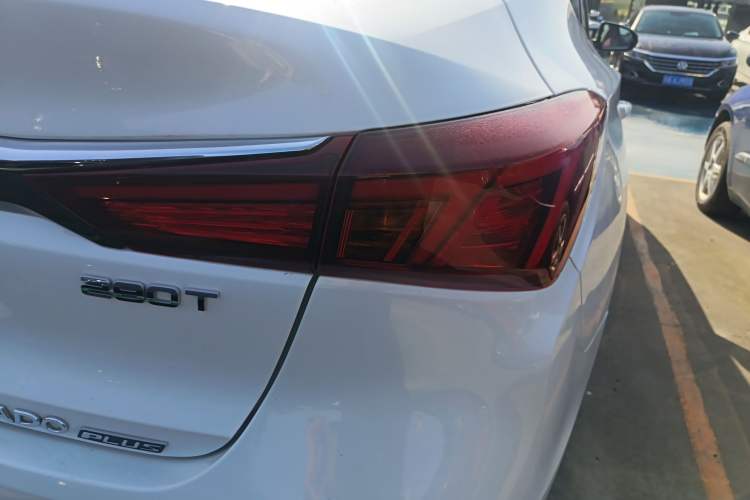 Used CHANGAN Eado 2021 PLUS Blue Whale NE 1.4T GDI DCT Flagship Model
