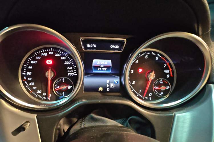 Used Mercedes-Benz GLE Coupe 2017 GLE 400 4MATIC Coupe SUV Instrument Cluster