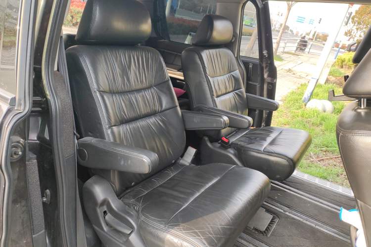 Used Honda Elysion 2012 2.4L VTi-S Prestige Edition
