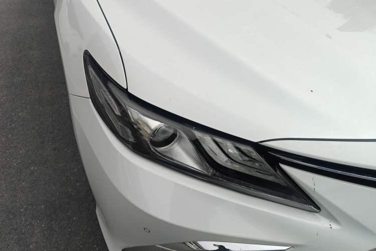 Used Toyota Camry 2023 2.0G Luxury Edition
