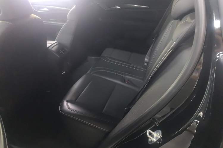 Used Buick Envision 2022 Encore Plus 652T Five-Seat Luxury Model
