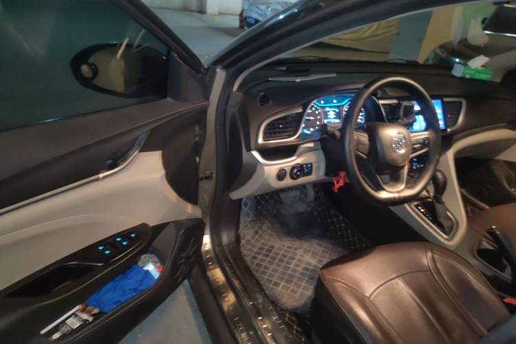 Used Buick GT 2015 15N Automatic Elite Version