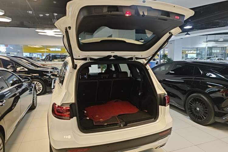 Used Mercedes-Benz GLB 2022 Updated GLB 200 Fashion Edition