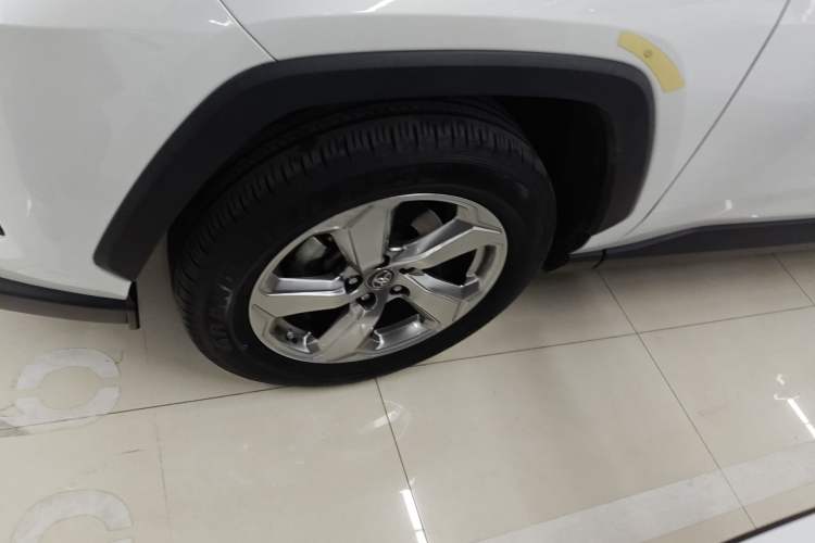 Used Toyota RAV4 2021 2.0L CVT Two-Wheel Drive Fashion PLUS Edition
