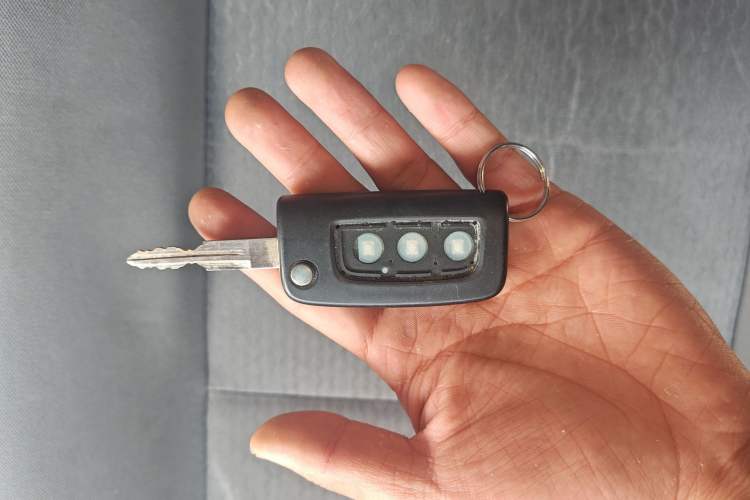 Used Foton Toano 2021 2.0T Manual Tongtu Short Wheelbase Mid-Height 5/6-Seater 4F20TC3