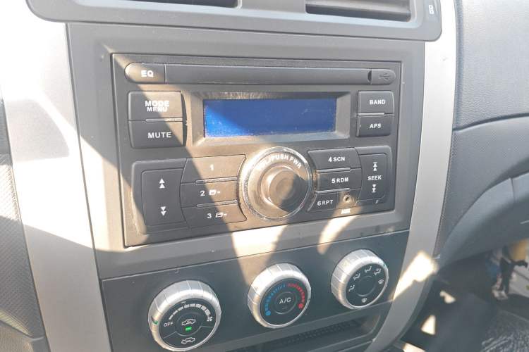 Used Foton Tunland 2017 2.4L E3 Gasoline Two-Wheel Drive Extended Comfort Version 4G69S4M