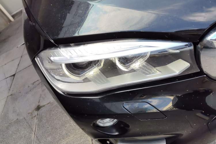 Used BMW X6 2018 xDrive28i
