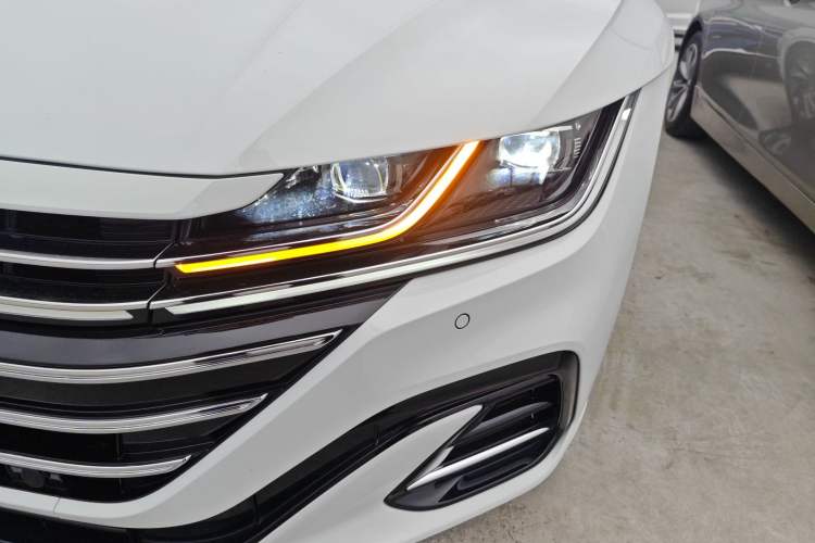 Used Volkswagen FAW-Volkswagen CC 2024 380TSI Striking All-Encompassing Edition Left Front Headlight