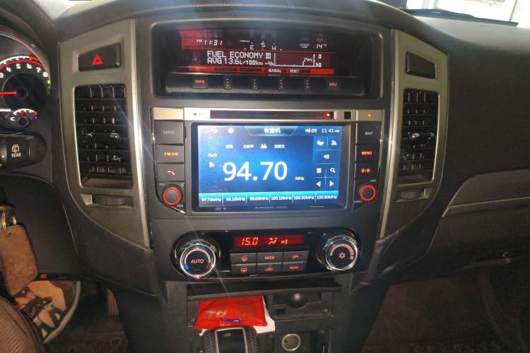 Used Mitsubishi Pajero 2016 3.0L Automatic Prestige Version China V Standard
