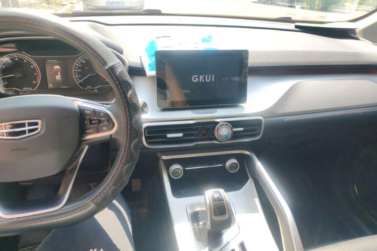 Used Geely Auto Coolray 2020 Facelift 240T DCT Hunter Audio And AC Panel