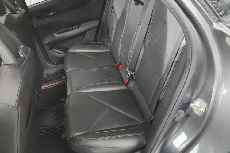 Used Changan UNI-V 2022 1.5T Prestige Version
