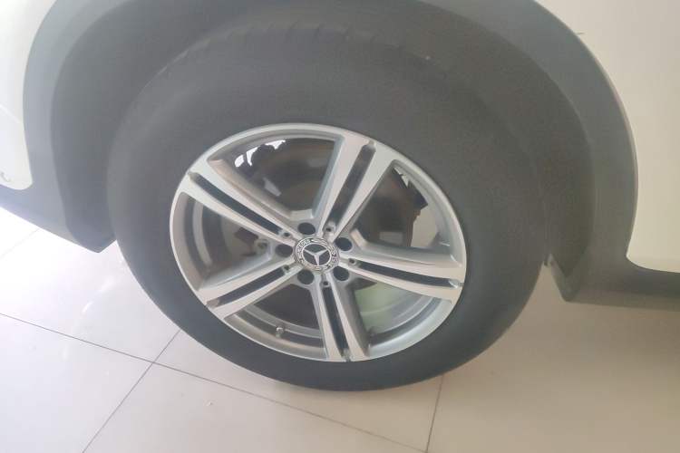 Used Mercedes-Benz GLC 2020 GLC 260 L 4MATIC Luxury Model
