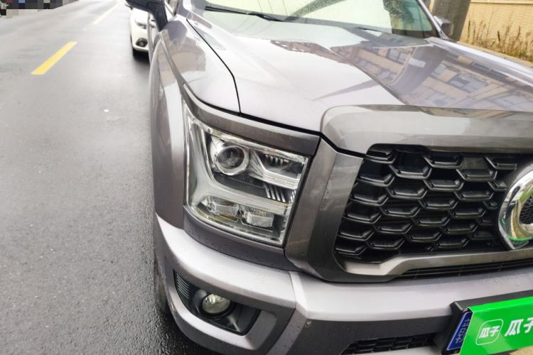 Used Great Wall King Kong Poer 2022 2.0T Manual Diesel Two-Wheel-Drive Entrepreneurial Long-Box Version GW4D20M Right Front Headlight