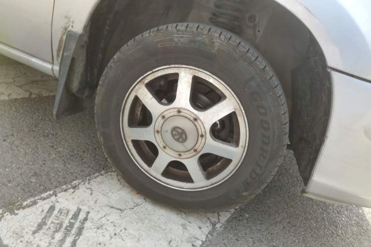 Used FAW Xiali 2011 A+ 1.0L Hatchback
