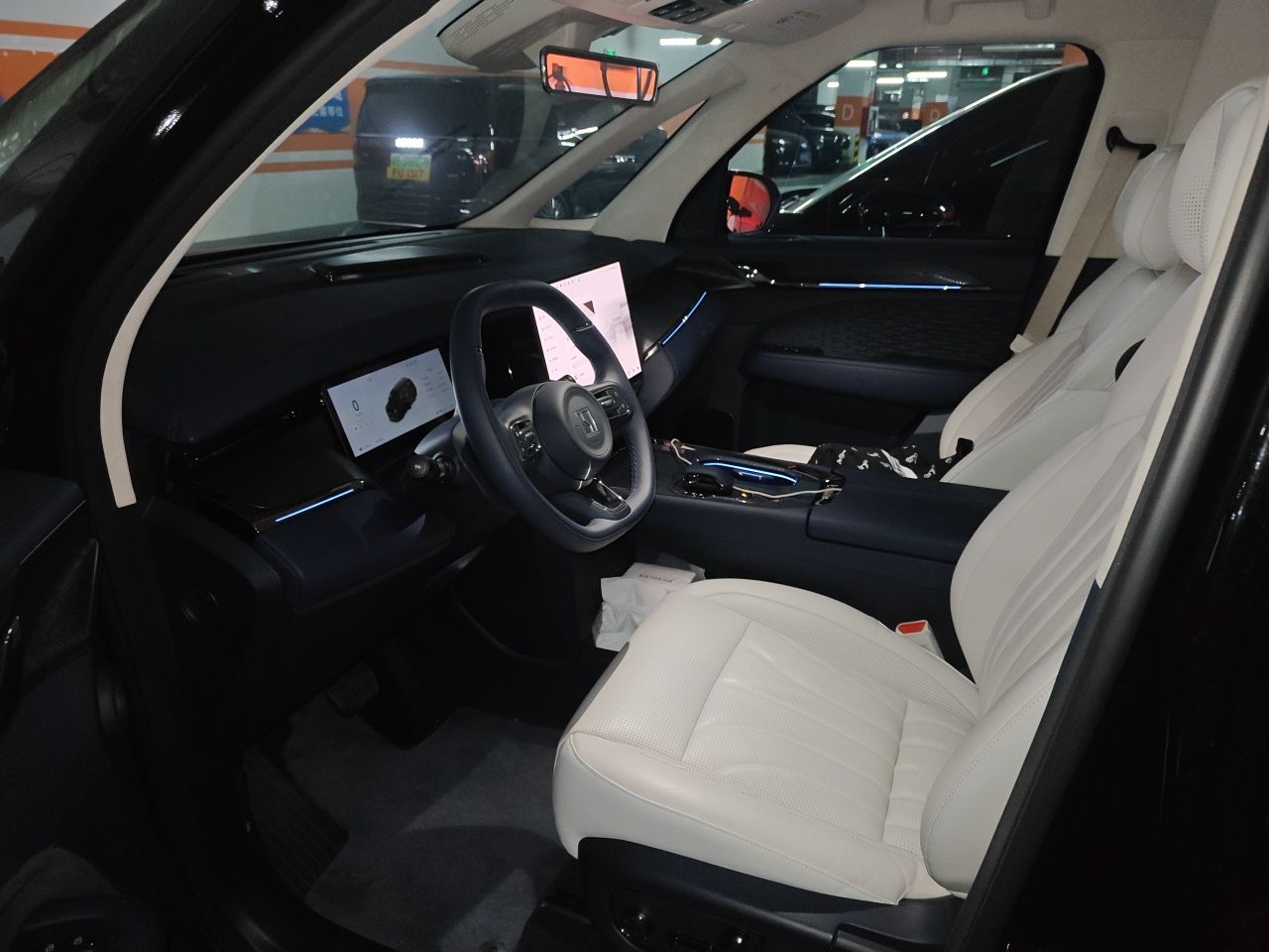 Zeekr 009 2024 GAC Trumpchi Heritage Edition — снимка 16
